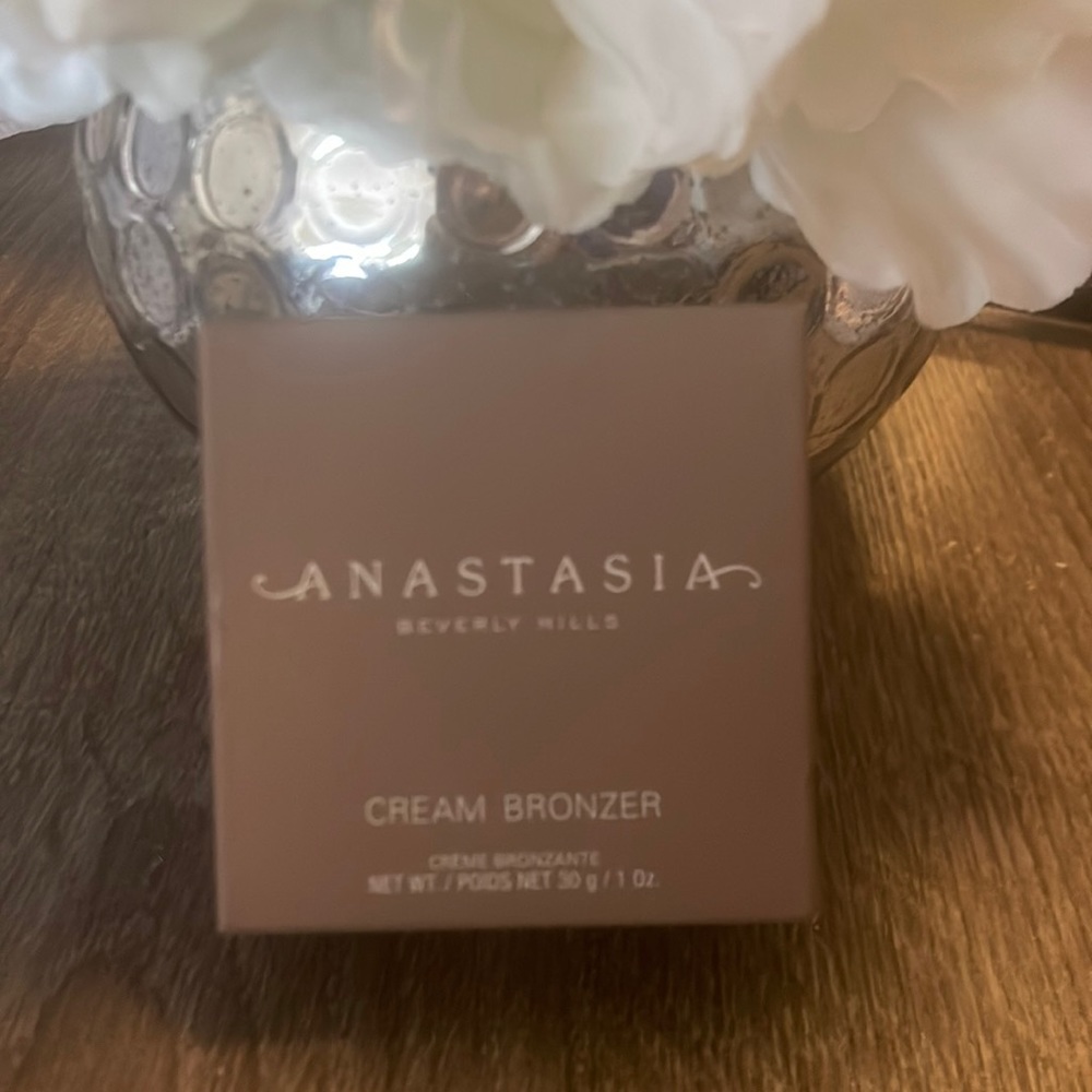 Anastasia Cream Bronzer